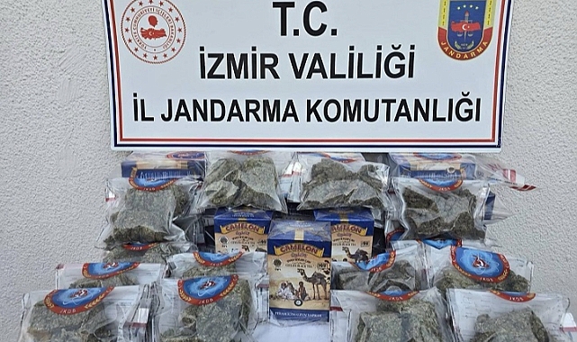 İzmir'de uyuşturucu operasyonunda 2 şüpheli yakalandı