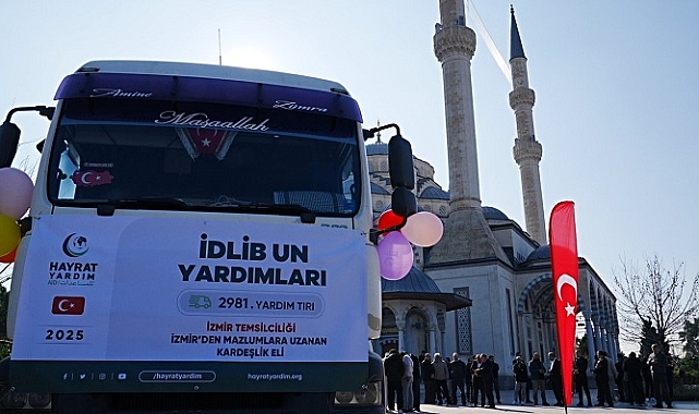 İzmir'den Suriyeliler için 1 un tırı gönderildi