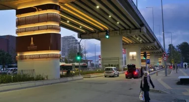 İzmir otogarı ışıl ışıl
