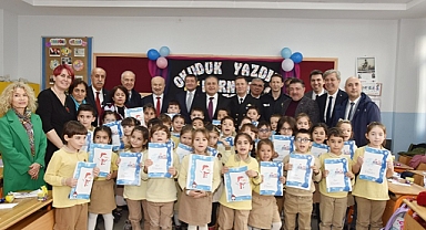 Karşıyaka’daki 44.500 öğrenci karne sevinci yaşadı