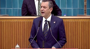 Özgür Özel'den 'kırmızı kart'