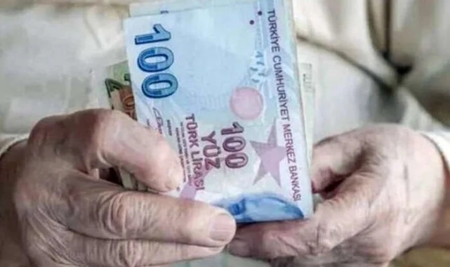 Aile&#039;den 6,8 milyar TL&#039;lik yaşlı ve engelli aylıkları hesaplarda