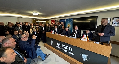 AK Parti'li milletvekilleri partililerle bir araya geldi