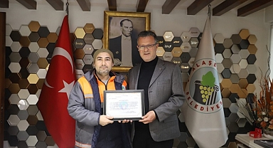 Alaşehir'de temizlik görevlisinden örnek davranış