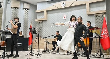 Barış Manço ve Cem Karaca şarkılarıyla anıldı