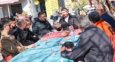 Başkan Görkem Duman üreticinin yanında