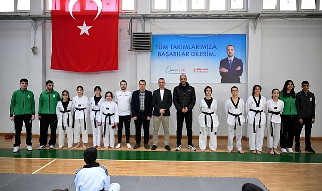 Bornova’da taekwondocuların kuşak heyecanı