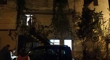 Foça'da bir kişi evinde ölü bulundu