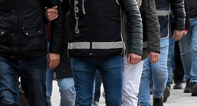 İzmir'de fuhuş operasyonunda 7 şüpheli tutuklandı