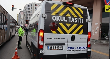 İzmir'de Okul Servislerine Denetim: 272 Sürücüye İşlem