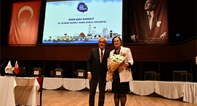 İzmir Kent Konseyi Başkanı Özgür Topaç oldu