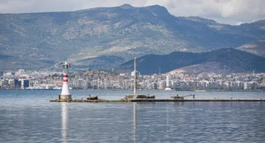 İzmir kıyılarında 'tsunami' alarmı!