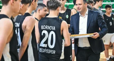 İzmirli sporculara baklavalı moral ziyareti