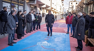 İzmirliler isteyecek Büyükşehir dönüştürecek