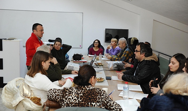 Karşıyaka’nın ‘Mahalle Afet Gönüllüleri’ eğitime başladı