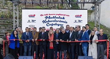 ‘Mutluluk Kahveleri’ne 3 şube birden