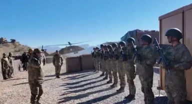 Bayraktaroğlu'ndan 'Pençe Kaplan' denetimi
