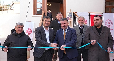 Tarihi cami restorasyonun ardından ibadete açıldı