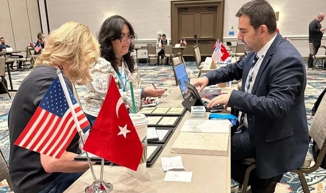 Türk doğal taş sektöründen Avrupa'da çifte mesai