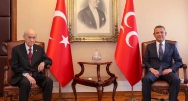 Bahçeli'den 'Özel' uyarı: Otur partinde!