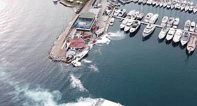 Bodrum'da motoryatta çıkan yangın hasara neden oldu