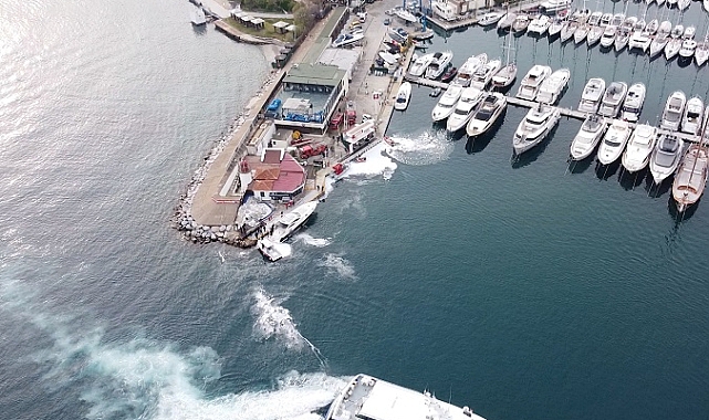 Bodrum'da motoryatta çıkan yangın hasara neden oldu