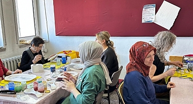 Çetinkaya’dan “Çini Kursu”Nu Ziyaret