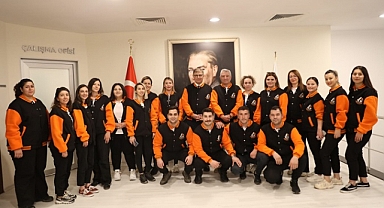 Güzelbahçe Gençlik’ten Başkan Tugay’a Ziyaret
