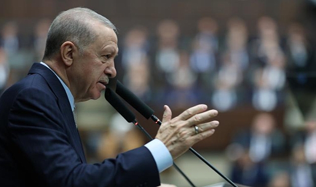 "İBB'de yamyamlığın kitabı yazıldı"