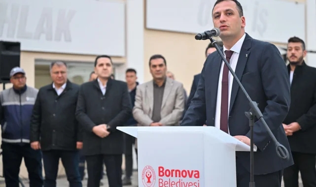 Bornova'da Başkan Ömer Eşki işçilerle bayramlaştı