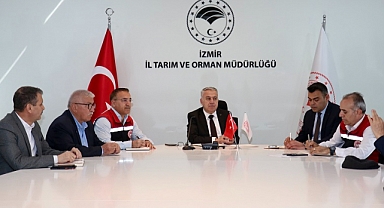 İzmir'de Çiğ Süt Sektörü Değerlendirme Toplantısı Gerçekleştirildi