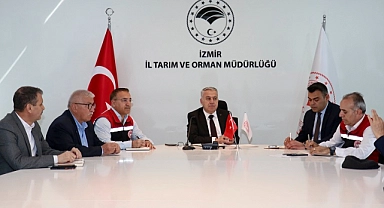 İzmir'de Çiğ Süt Sektörü Değerlendirme Toplantısı Gerçekleştirildi