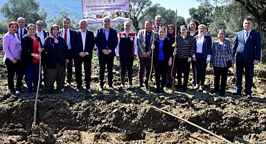 İzmir’de Kadın Çiftçilere Destek