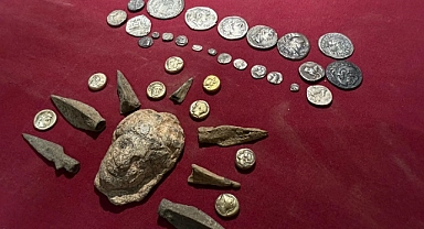İzmir'de tarihi eser operasyonu