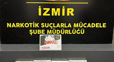 İzmir'de Uyuşturucu Şüphelisi Tutuklandı