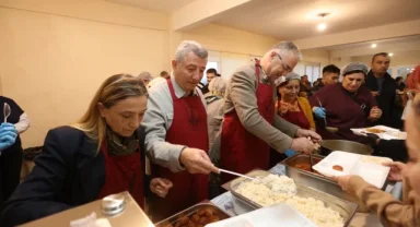 Güzelbahçe'de evlere sıcak servis
