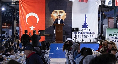 İzmir'in dayanışma ruhu iftar sofralarında büyüyor