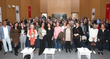 Karabağlar'da 'Güvenli Yaşlanma' buluşması
