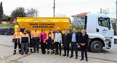 Karabağlar’da çukurlara anında müdahale