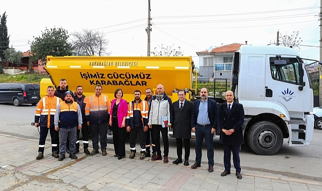 Karabağlar’da çukurlara anında müdahale