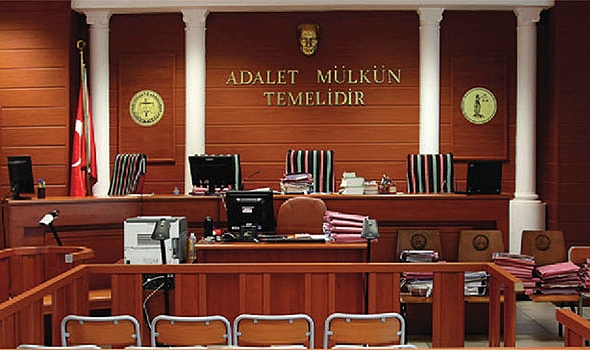 Manisa'da Kadın Öldüren Sanık Yargılanıyor
