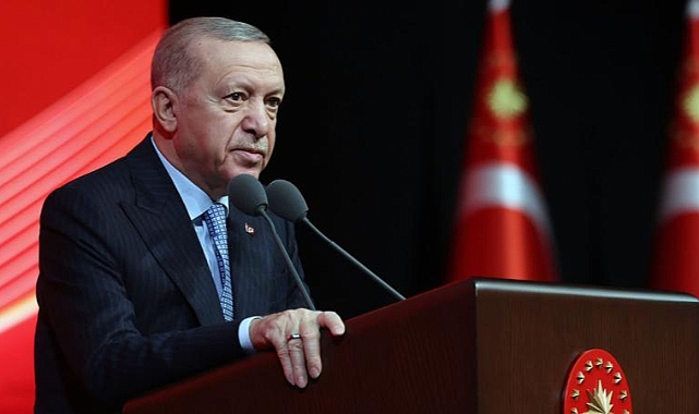 "Milletin huzuruna çıkıp 'yolsuzluk yok' diyemiyorlar"