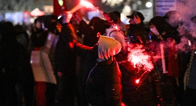 Provokatörlerin saldırısında 123 polis yaralandı