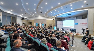 “Türkiye’de demokrasi bunalımı yaşanıyor”