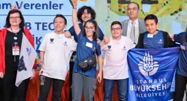 Türkiye'nin bilim kahramanları Fuar İzmir'de yarıştı