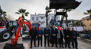 Urla Belediyesi’nde yeni hizmet araçları tanıtıldı