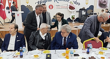 Zafer Partisi'nden iftar