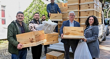 100 yeni arıcı sertifikalarını törenle aldı