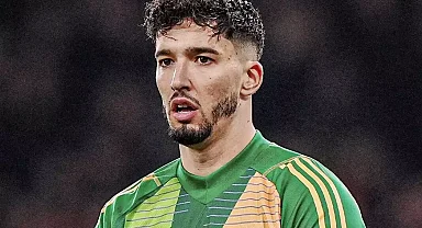 Altay Bayındır, kariyerinde bir ilki yaşadı