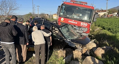 Arazözün çarpıştığı otomobildeki sürücü öldü,